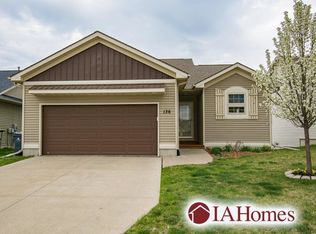 136 Brighton Cir SW, Cedar Rapids, IA 52404