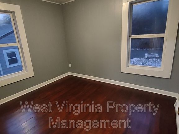 3rd image of 214 College Ave