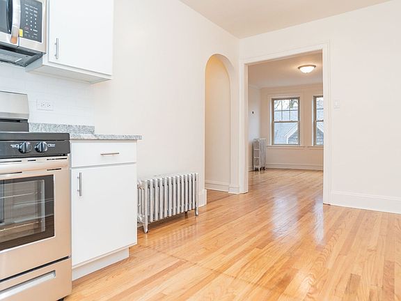 5th image of 6636 N Glenwood Ave #1E