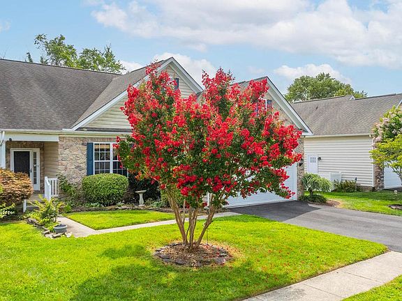 3rd image of 35560 Dry Brook Dr
