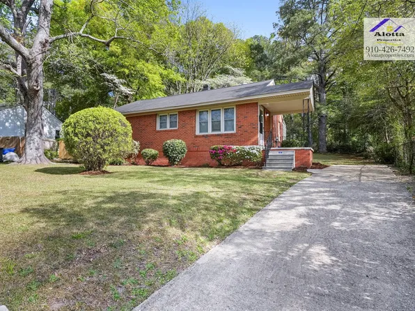 2054 Osceola Dr, Fayetteville, NC 28301