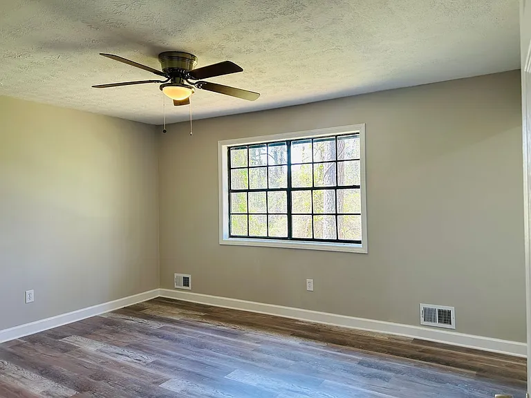 6165 Radford Dr — Photo 25