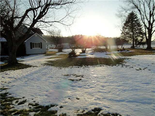 2nd image of 4895 Savage Hill Rd