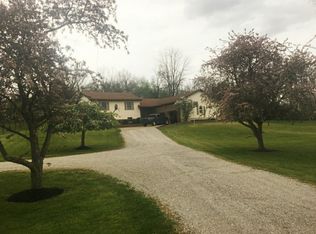 19975 Woodsview Dr, Circleville, OH 43113