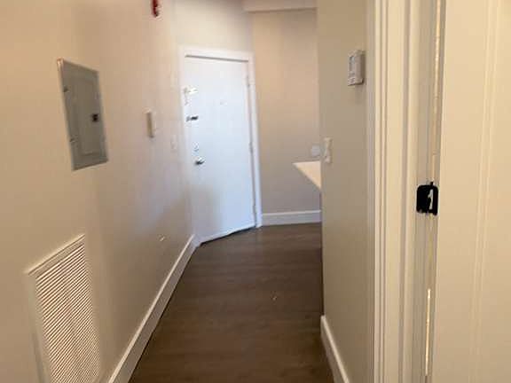 5th image of 535 Hawthorne Ave APT 103
