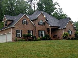 1575 Woods Dr, Saint Albans, WV 25177