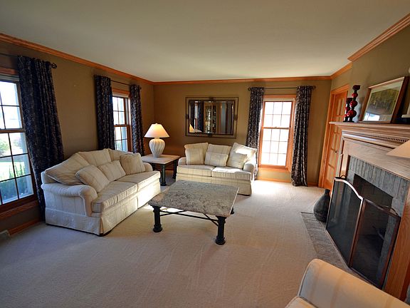 3rd image of 12611 N Saint Anne Ln