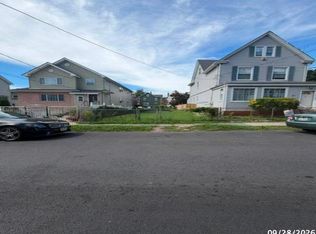 404 S 1st Ave, Mount Vernon, NY 10550