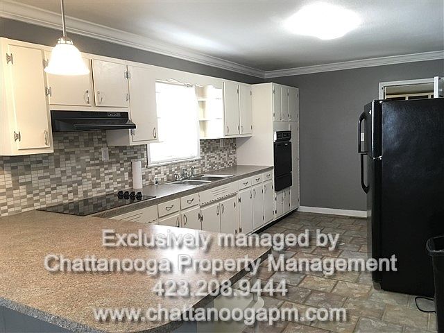 1st image of 5016 Carolyn Ln