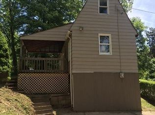 9 Brickell Rd, Gibsonia, PA 15044