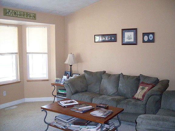 3rd image of 5717 Gold Stone Dr