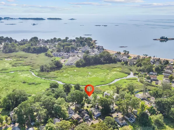 13 Bishop Road, Branford, CT 06405