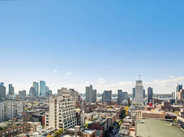 301 West 53rd Street image 7 of 16