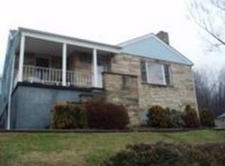 104 Crescent Rd, Martins Ferry, OH 43935