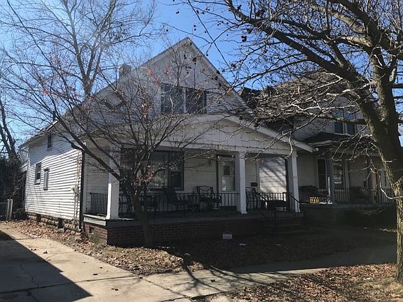 3rd image of 332 E Park St