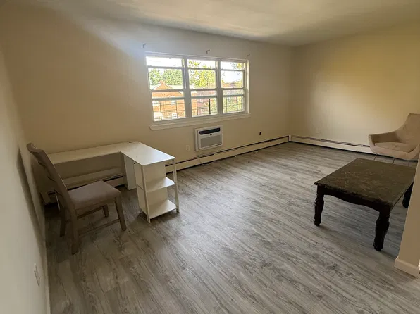 (undisclosed Address), Bronx, NY 10462