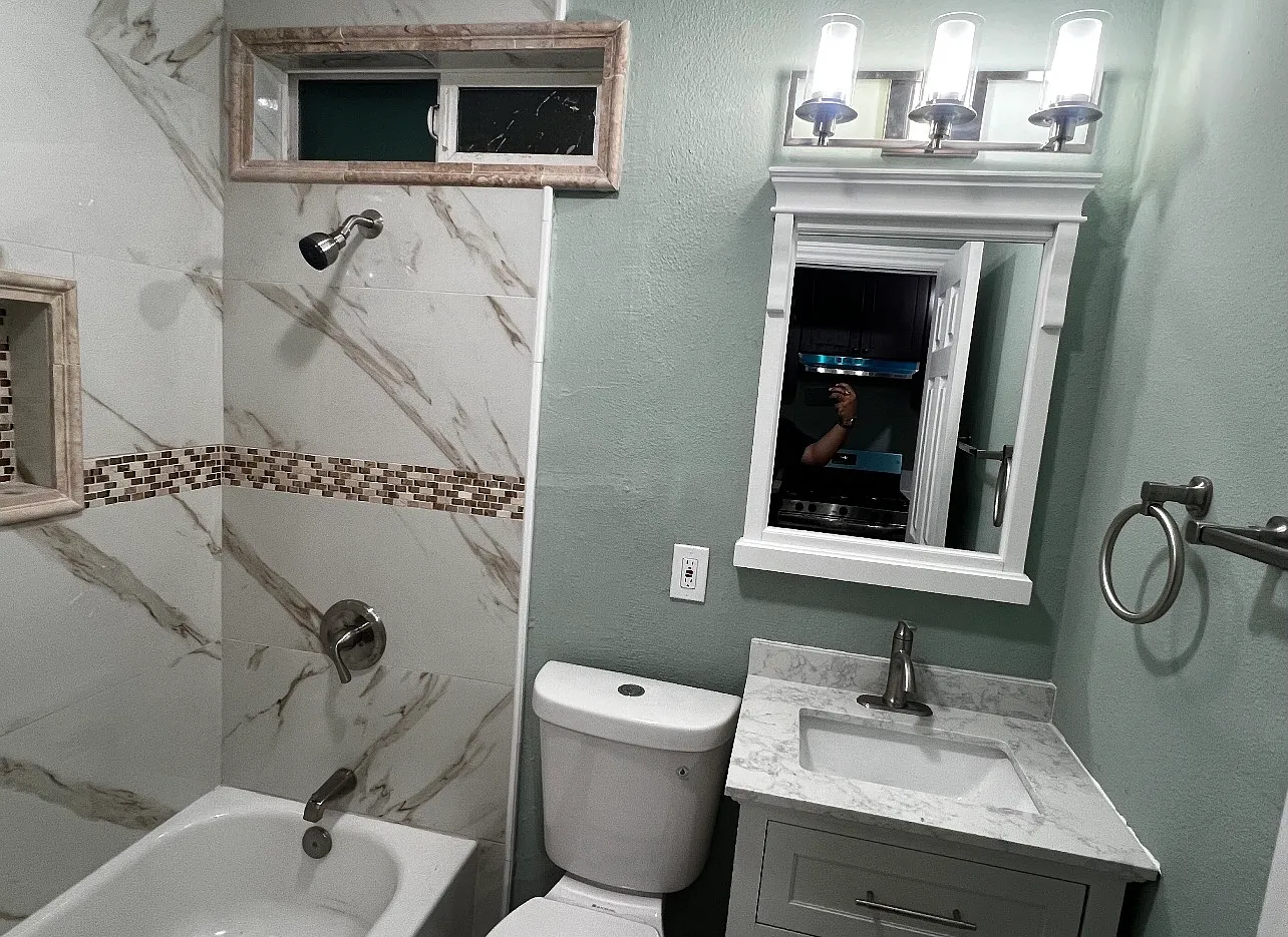Studio, 400 sqft, $900 — Photo 3