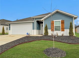 1304 Bates St, Gentry, AR 72734