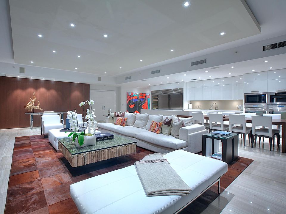 1st image of 2020 N Bayshore Dr APT 4203