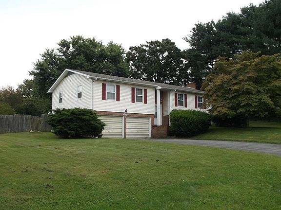 2nd image of 210 Heatherton Dr