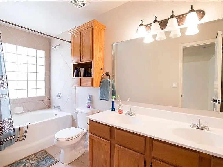 12428 Jon Evans Dr — Photo 8
