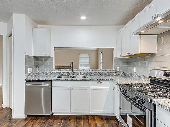 5th image of 6707 Prairie Village Dr