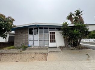 2042 Pierpont Blvd, Ventura, CA 93001