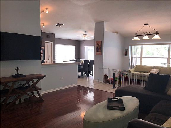 4th image of 29442 Crossland Dr