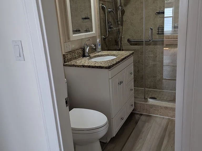 51 Dale Ave — Photo 32