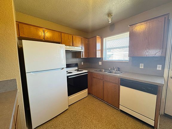 5th image of 1712 Old Fm 440 Rd APT A