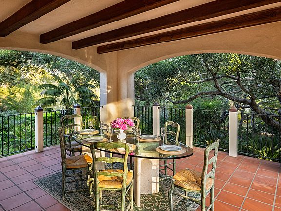 4th image of 937 Arcady Rd