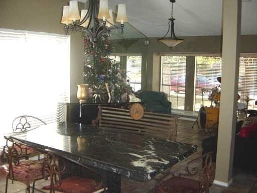 2nd image of 2626 QUAIL KNOLL DR