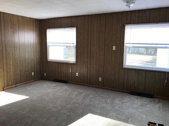 5th image of 2901 E Livingston Ave