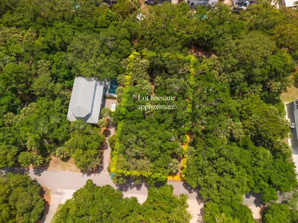 3322 Myrtle St, Edisto Island, SC 29438