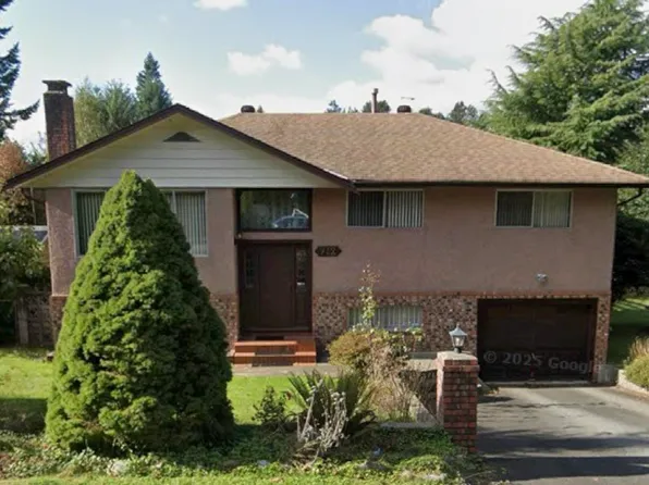 712 Townley St, Coquitlam, BC V3J 4N1