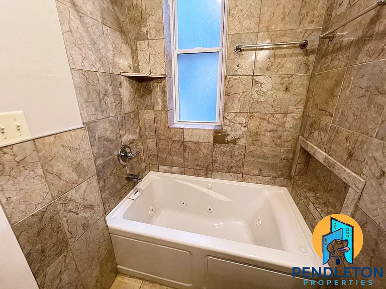 2326 Ashland Ave #1 — Photo 11