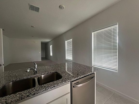 2nd image of 2880 Poppy Ave