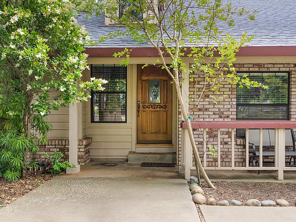 4th image of 2861 Royal Park Dr