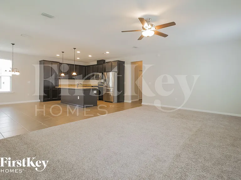 124 Riverwalk Blvd — Photo 3