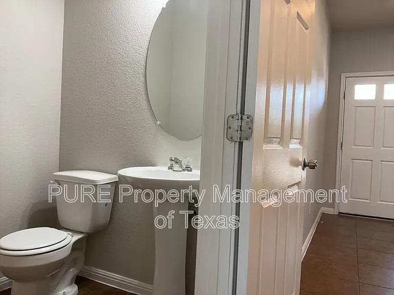 161 Nogalito Way — Photo 8