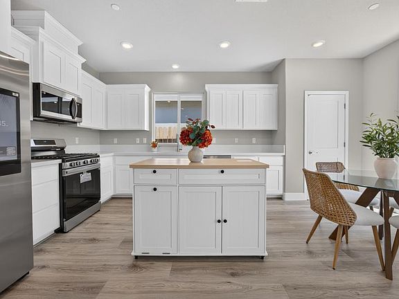 5th image of 1480 Westwind Way