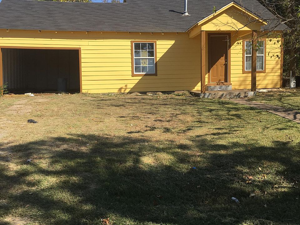 507 S Houston St, Wolfe City, TX 75496 Zillow