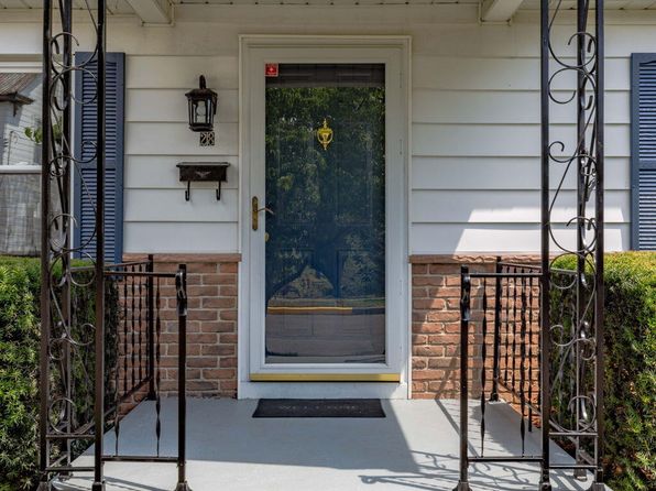 28 Railroad St, Danville, PA 17821
