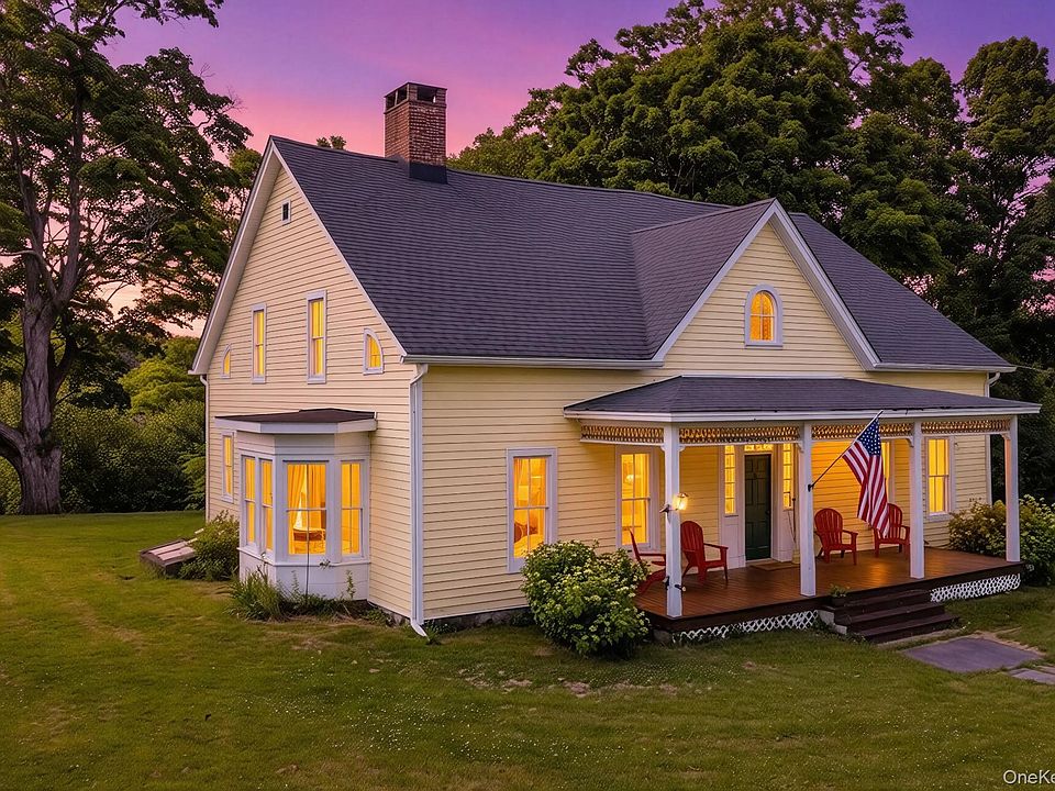 1st image of 633 Ridgebury Road