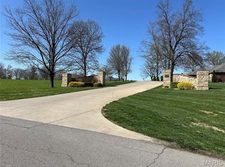 163 Greystone Ridge Dr, Jackson, MO 63755