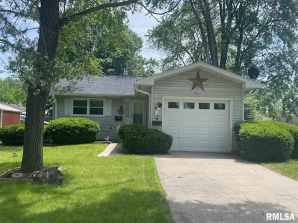 901 Madelyn Ave, Macomb, IL 61455