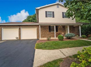 5632 Sandtrap Ln, Allentown, PA 18106