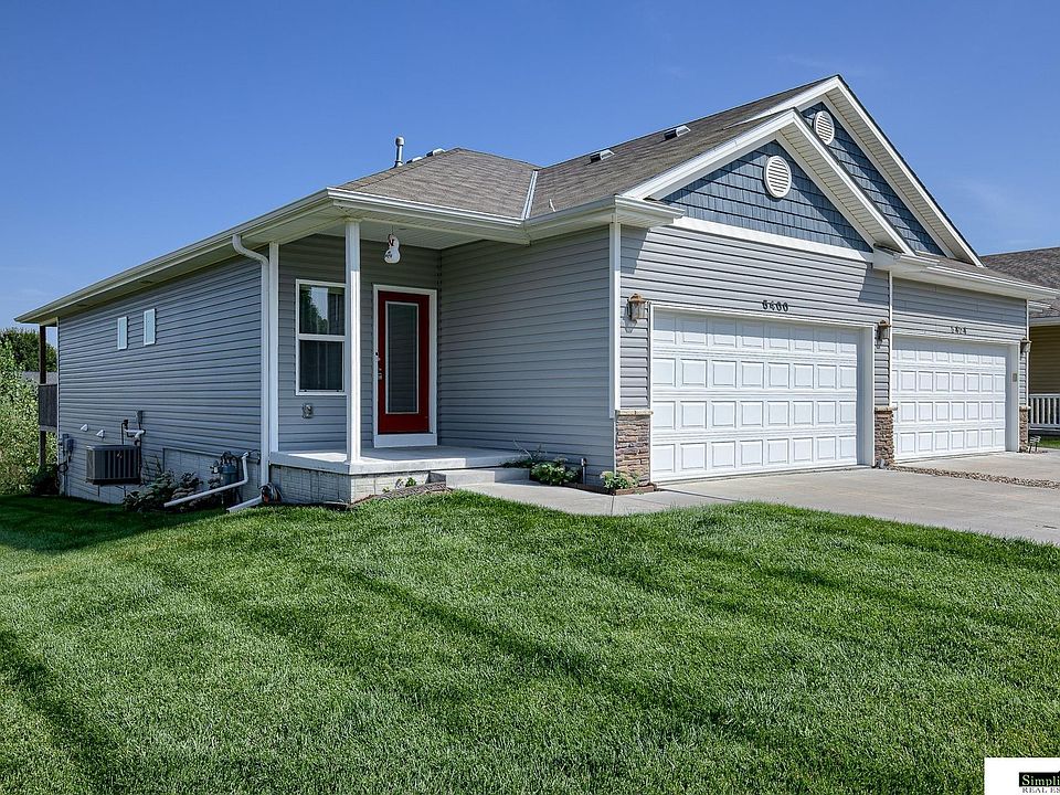 1st image of 5400 Grand Oaks Pl