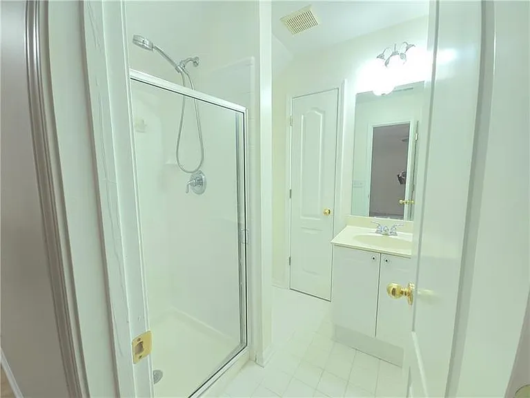 12592 Waterside Dr — Photo 36