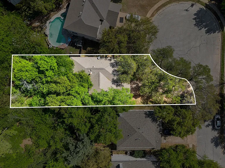 2504 Kimbrook Dr — Photo 34